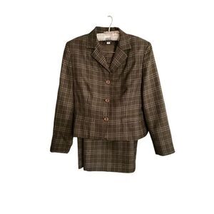 Amber stone vintage, two piece 100% wool women’s skirt suit S/10P